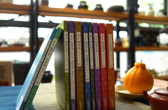 หนังสือปกอ่อน print.jpg